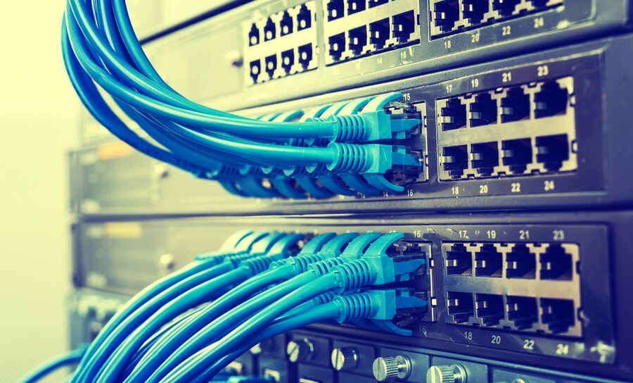 Explore the evolving role of RJ45 connectors in modern networks and discover Link-Power's high-quality solutions. Choose RJ45 connectors and optimize your infrastructure today.